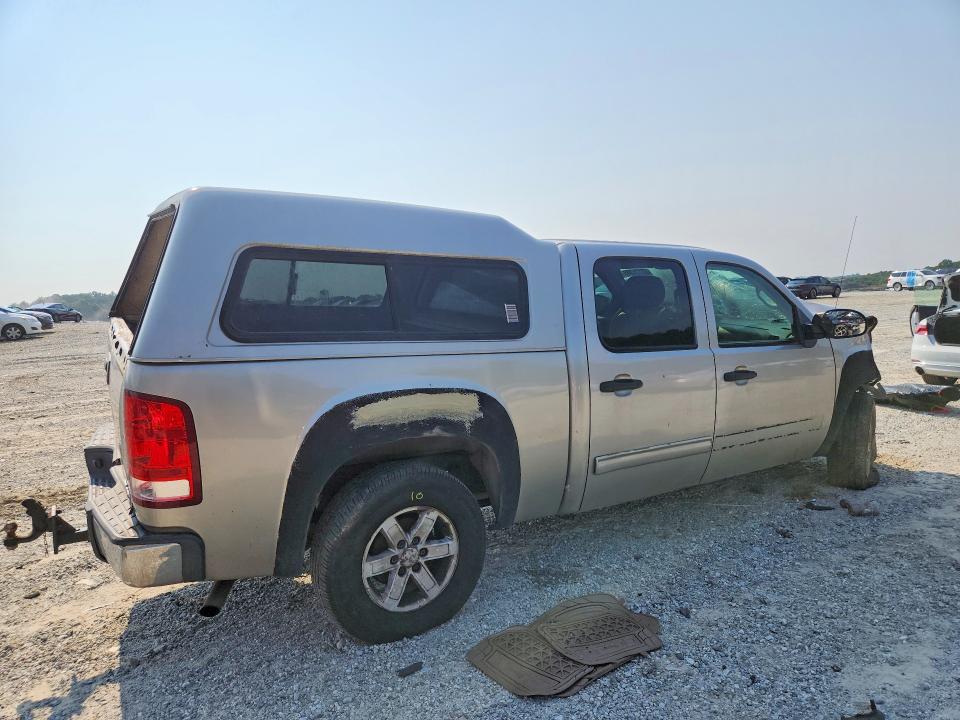 Photo 3 from auction – 2007 GMC NEW SIERRA with VIN 2GTEK13M571615906