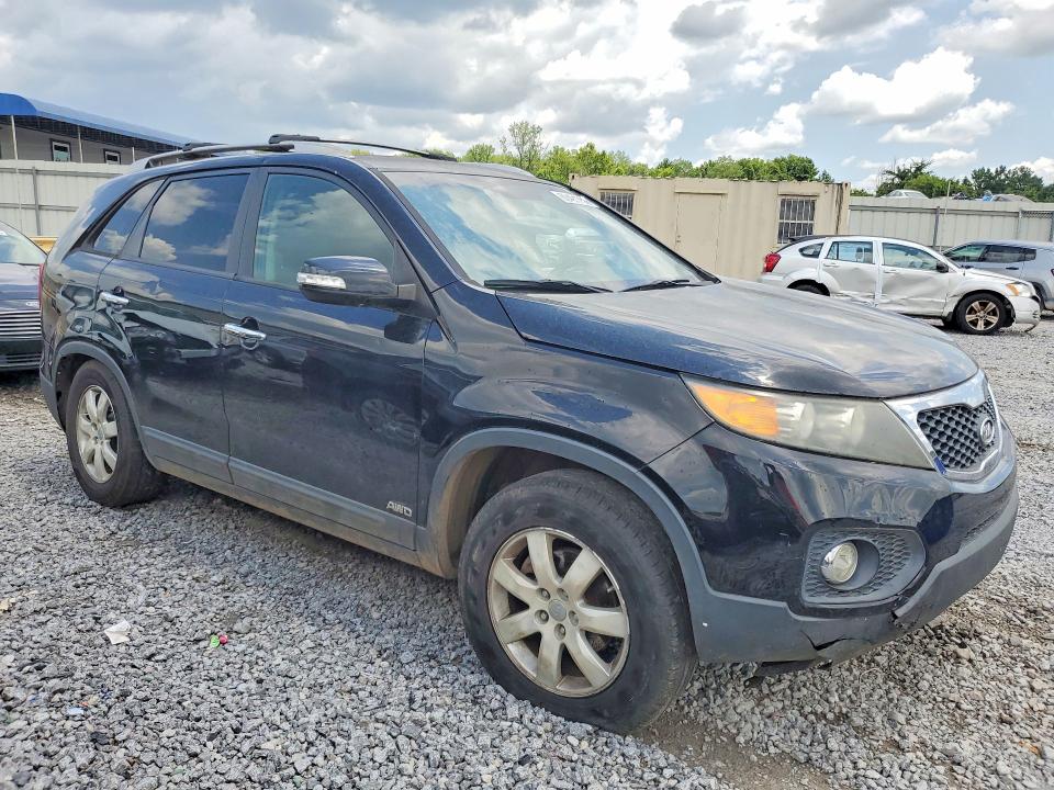 Photo 4 from auction – 2012 KIA SORENTO with VIN 5XYKTCA6XCG226369