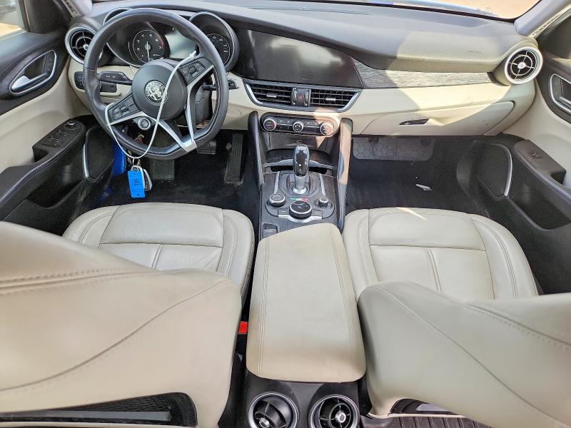 Photo 8 from auction – 2019 ALFA ROMEO GIULIA with VIN ZARFANAN9K7608520