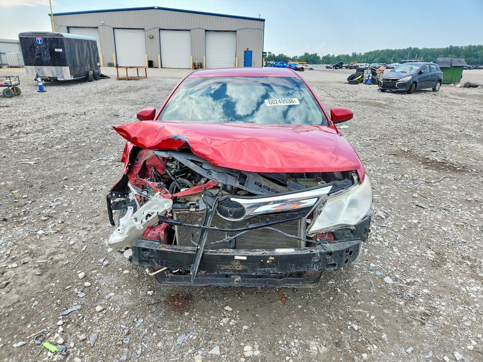 Photo 5 from auction – 2014 TOYOTA CAMRY with VIN 4T1BF1FK1EU864069
