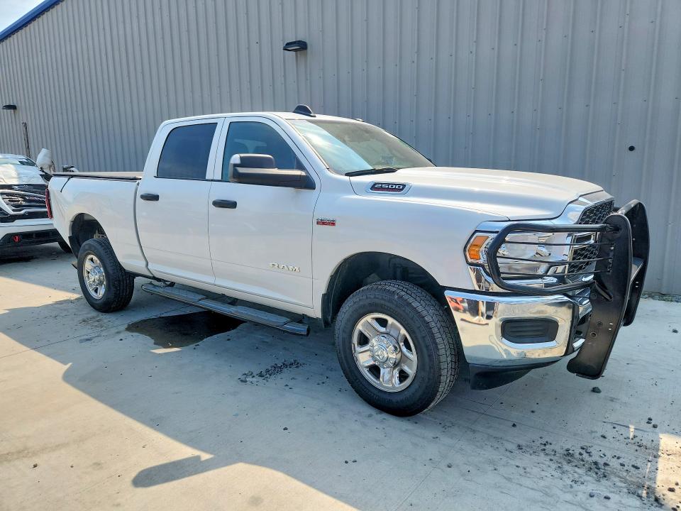 Photo 4 from auction – 2022 RAM 2500 with VIN 3C6UR5CJ9NG165676