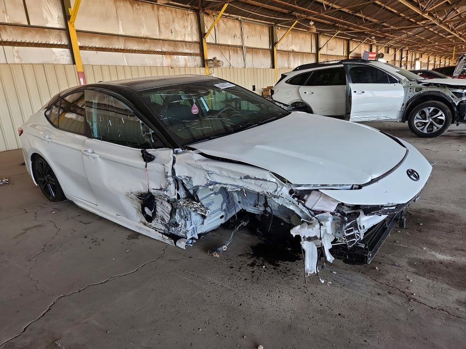 Photo 4 from auction – 2026 TOYOTA CAMRY with VIN 4T1DAACK6TU276368