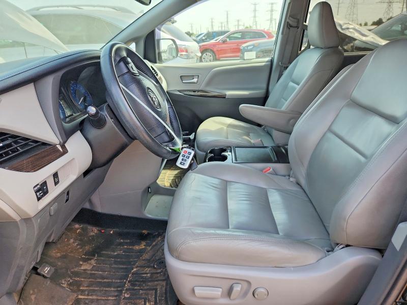Photo 7 from auction – 2017 TOYOTA SIENNA with VIN 5TDYZ3DC4HS831301