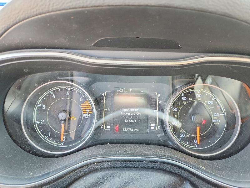 Photo 9 from auction – 2019 JEEP CHEROKEE with VIN 1C4PJLLB2KD202957