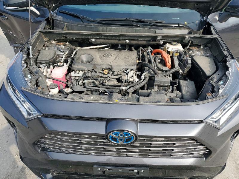 Photo 12 from auction – 2021 TOYOTA RAV4 with VIN 2T3E6RFVXMW019622