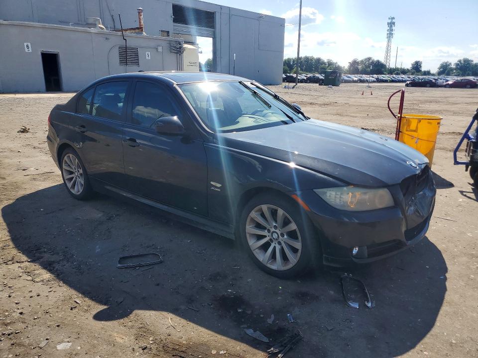 Photo 4 from auction – 2011 BMW 328 with VIN WBAPK5G58BNN79796