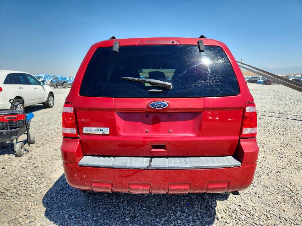 Photo 6 from auction – 2011 FORD ESCAPE with VIN 1FMCU9D75BKB66532