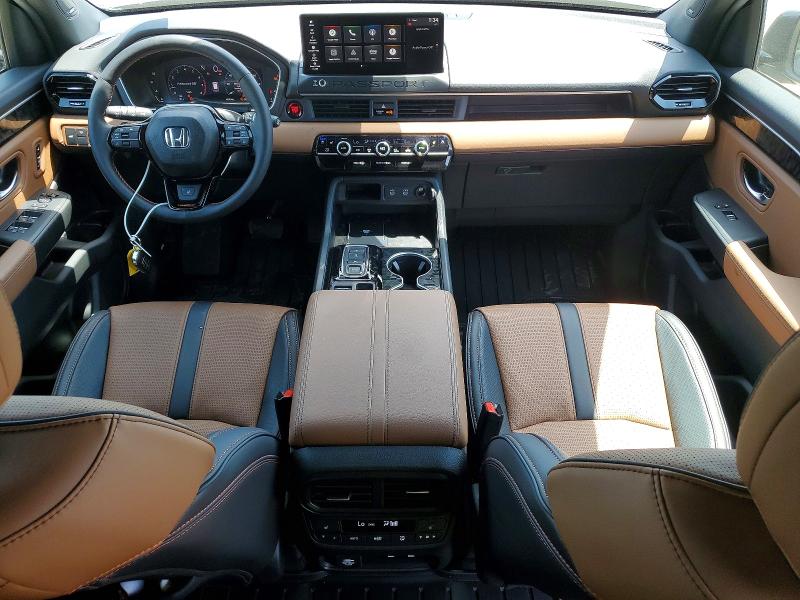 Photo 8 from auction – 2026 HONDA PASSPORT with VIN 5FNYF9H8XTB054735