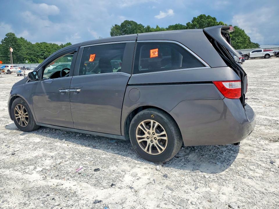 Photo 2 from auction – 2013 HONDA ODYSSEY with VIN 5FNRL5H6XDB015780