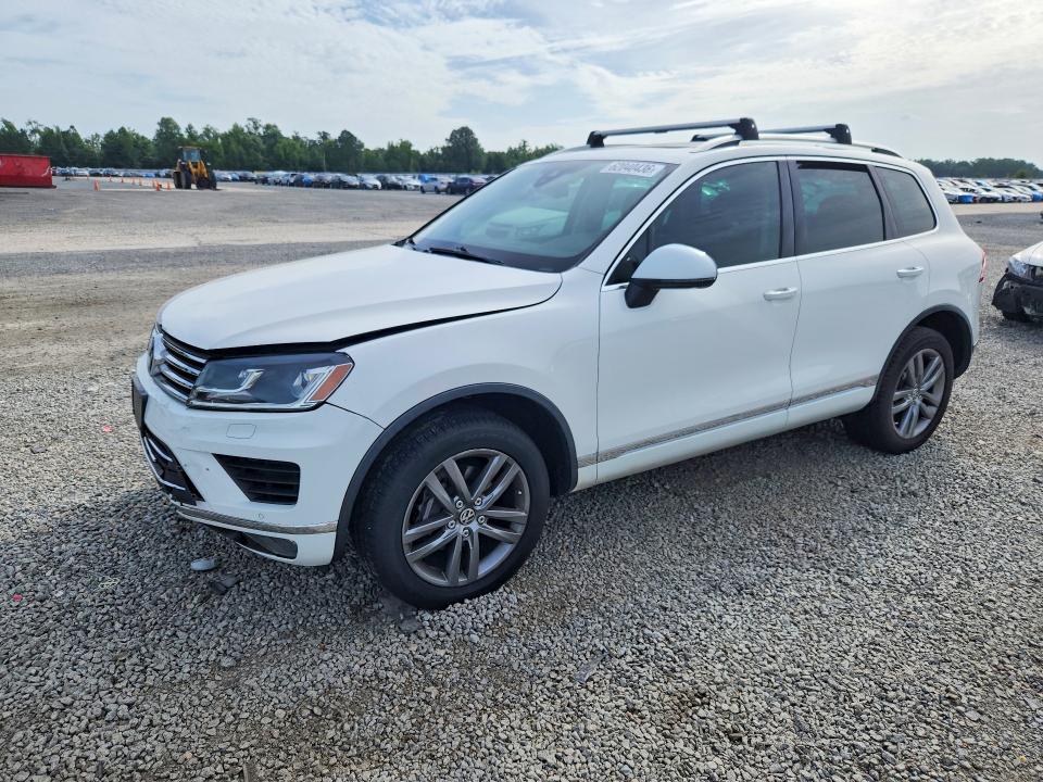 2016 VOLKSWAGEN TOUAREG - Търг №62040436