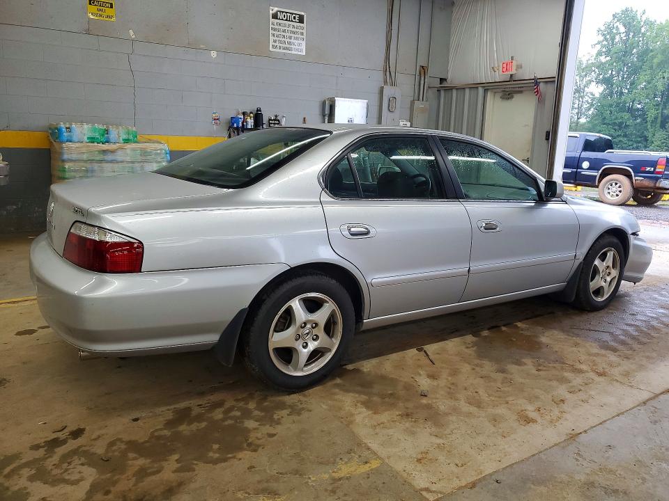 Photo 3 from auction – 2003 ACURA 3.2TL with VIN 19UUA56673A017689
