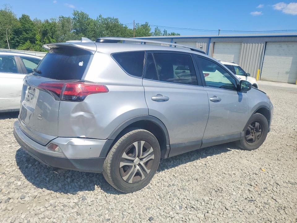 Снимка 3 от търг – 2017 TOYOTA RAV4 с VIN 2T3BFREV5HW554402