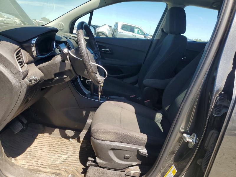 Photo 7 from auction – 2020 CHEVROLET TRAX with VIN 3GNCJNSB0LL204429