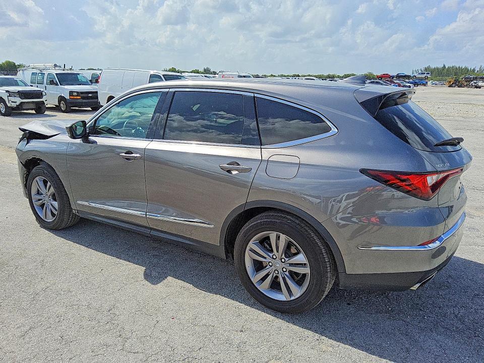 Photo 2 from auction – 2023 ACURA MDX with VIN 5J8YD9H34PL008445