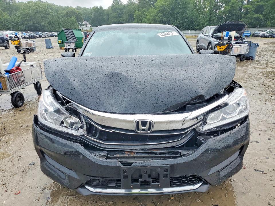 Photo 5 from auction – 2016 HONDA ACCORD with VIN 1HGCR2F32GA150360