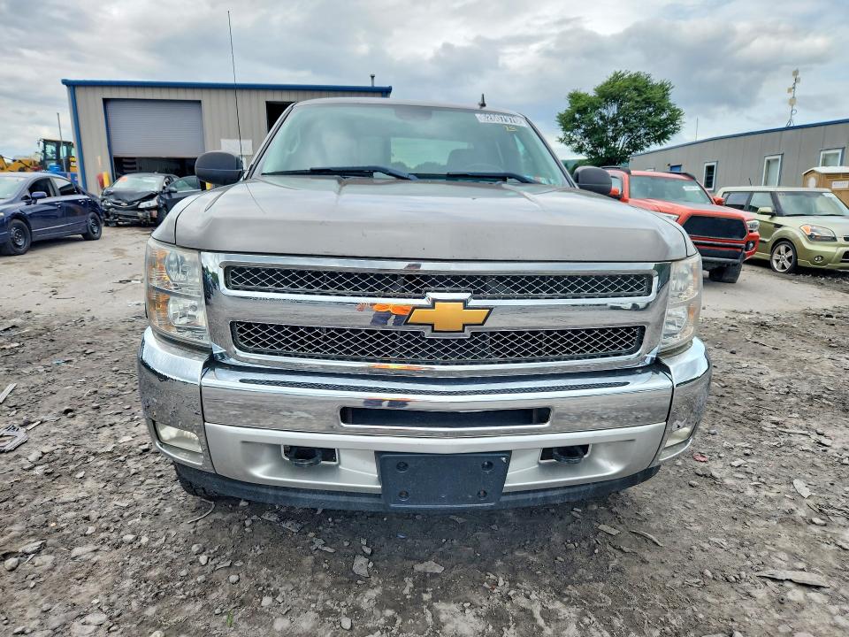 Photo 5 from auction – 2013 CHEVROLET SILVERADO with VIN 1GCRKSE72DZ293419