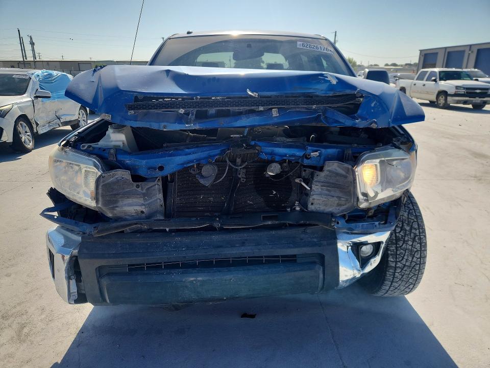 Photo 5 from auction – 2017 TOYOTA TUNDRA with VIN 5TFEM5F10HX112016