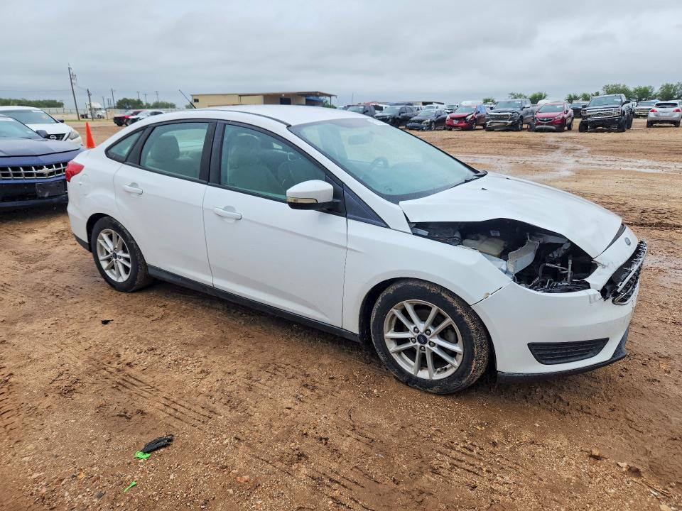 Photo 4 from auction – 2016 FORD FOCUS with VIN 1FADP3F27GL306733