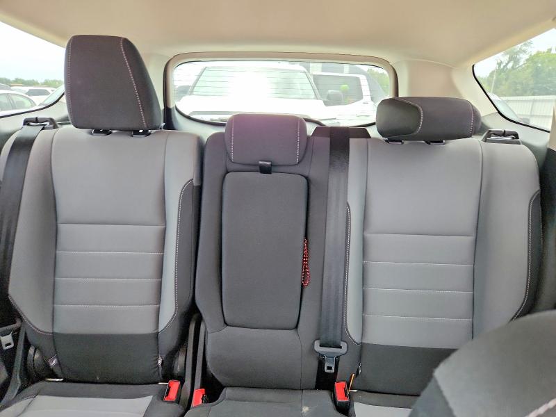 Photo 10 from auction – 2016 FORD ESCAPE with VIN 1FMCU0GX0GUB94113