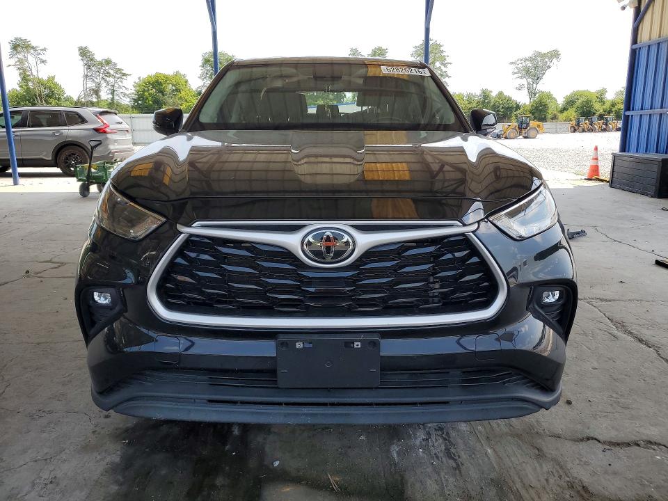 Photo 5 from auction – 2022 TOYOTA HIGHLANDER with VIN 5TDZZRAH2NS556434