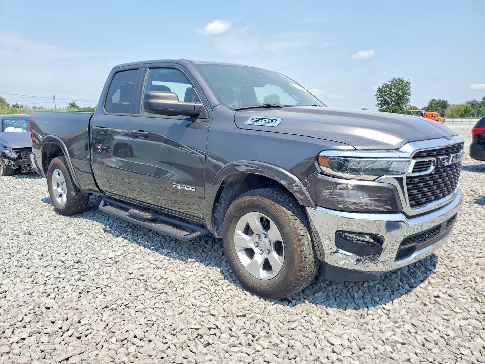Снимка 4 от търг – 2025 RAM 1500 с VIN 1C6RRFBG9SN754070