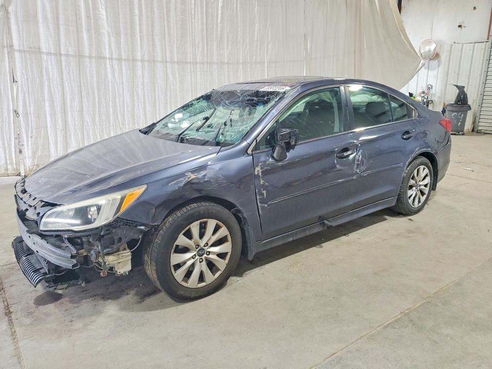 SUBARU LEGACY 2015 with VIN 4S3BNAD64F3025974 - Photo from auction