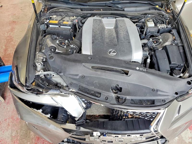 Photo 11 from auction – 2019 LEXUS IS with VIN JTHC81D25K5035550