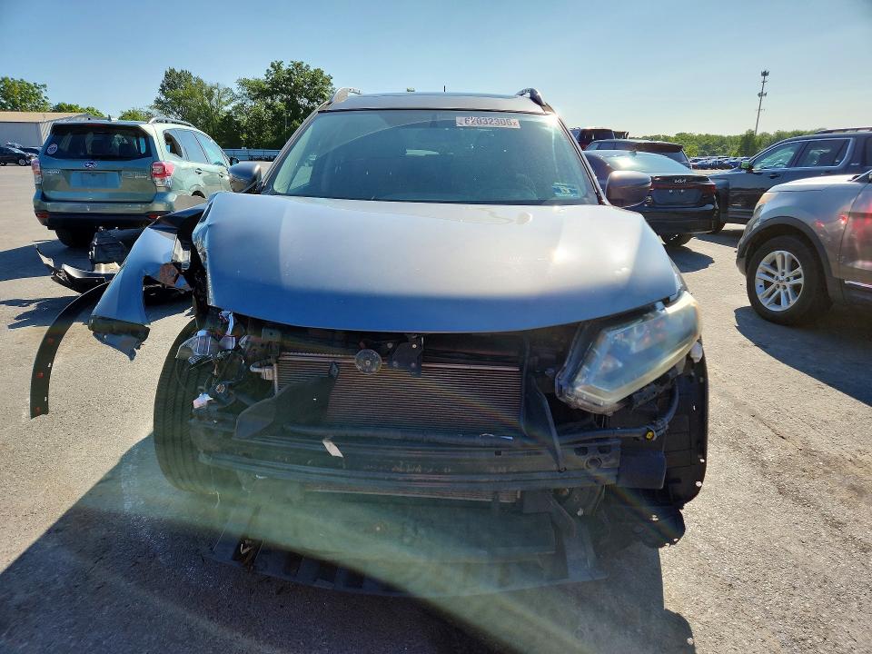 Photo 5 from auction – 2016 NISSAN ROGUE with VIN 5N1AT2MV7GC812297