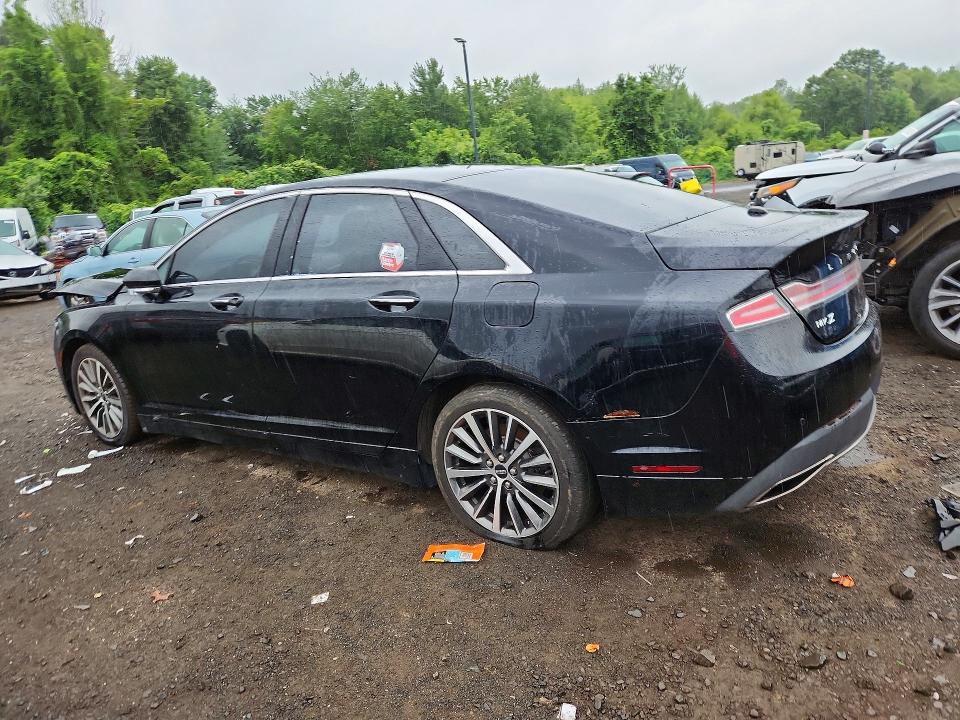 Photo 2 from auction – 2017 LINCOLN MKZ with VIN 3LN6L5A96HR664080