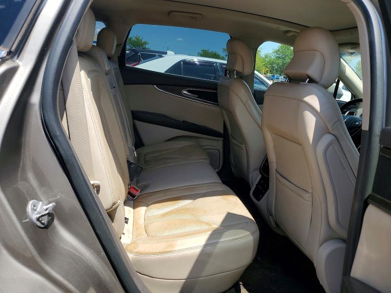 Photo 11 from auction – 2017 LINCOLN MKX with VIN 2LMPJ8LP9HBL25162