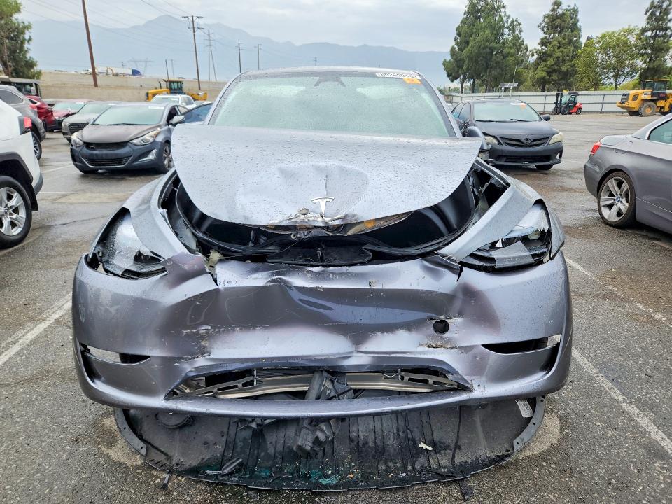 Photo 5 from auction – 2025 TESLA MODEL Y with VIN 7SAYGDED4SF278568