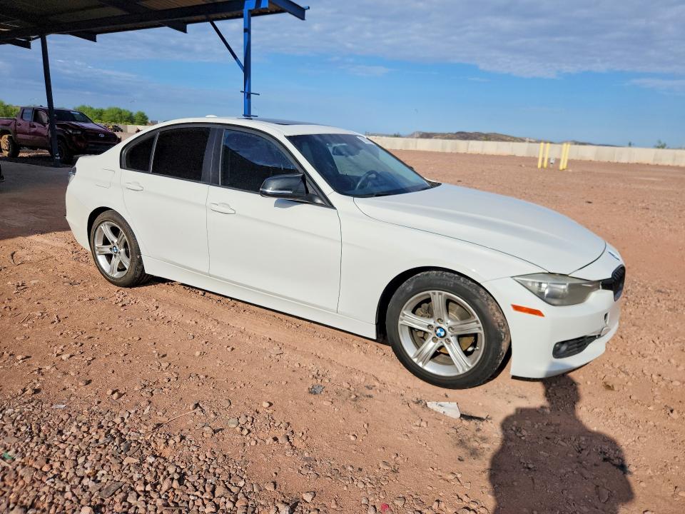 Photo 4 from auction – 2014 BMW 328 with VIN WBA3C1C55EK112271
