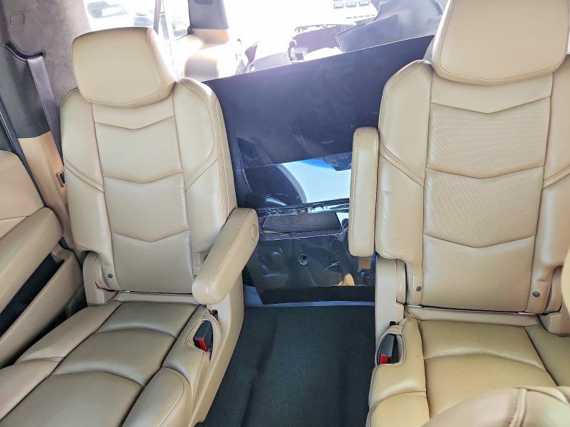 Photo 10 from auction – 2018 CADILLAC ESCALADE with VIN 1GYS3KKJ2JR292095