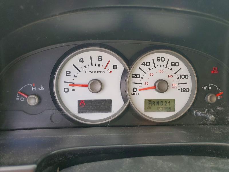 Photo 9 from auction – 2005 FORD ESCAPE with VIN 1FMCU92Z45KA81982