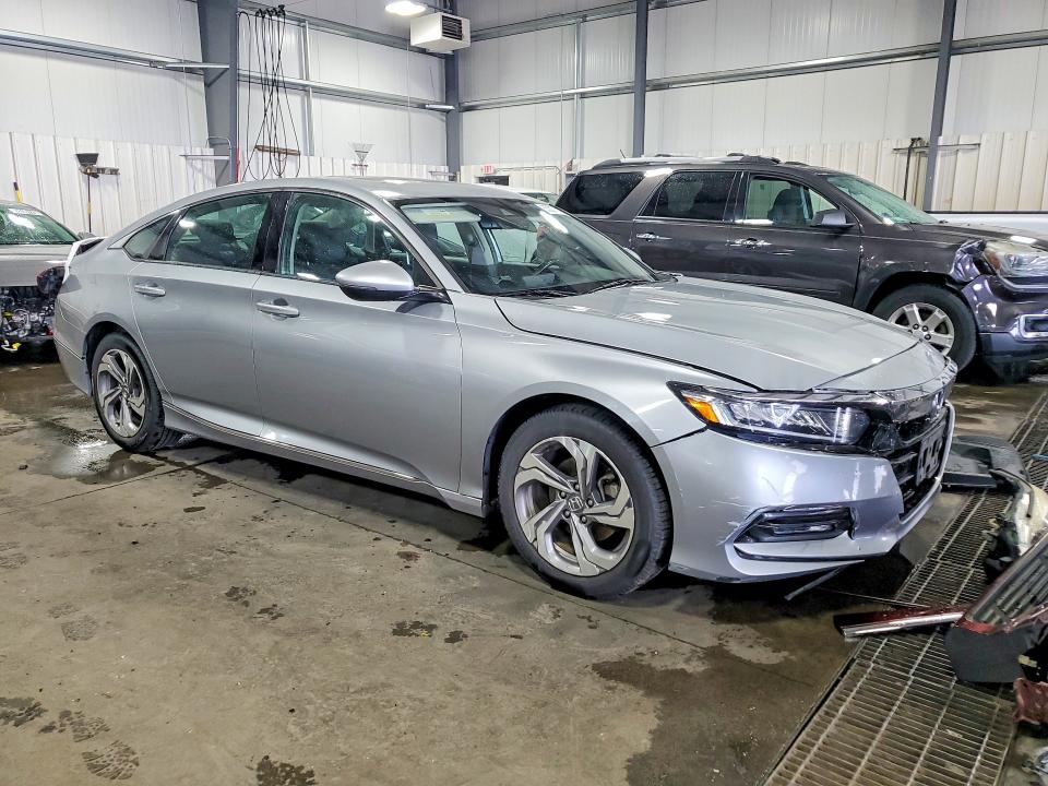 Photo 4 from auction – 2018 HONDA ACCORD with VIN 1HGCV1F57JA121791
