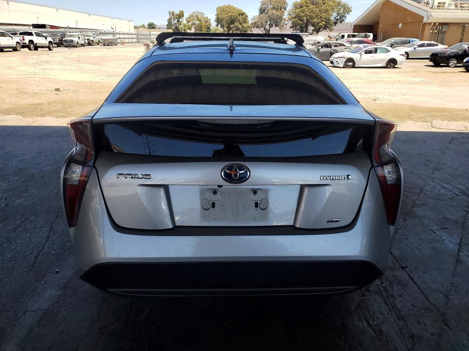 Photo 6 from auction – 2016 TOYOTA PRIUS with VIN JTDKARFU8G3524221