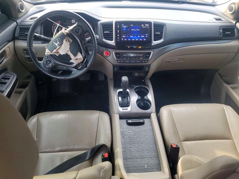 Photo 8 from auction – 2018 HONDA PILOT with VIN 5FNYF6H51JB042832