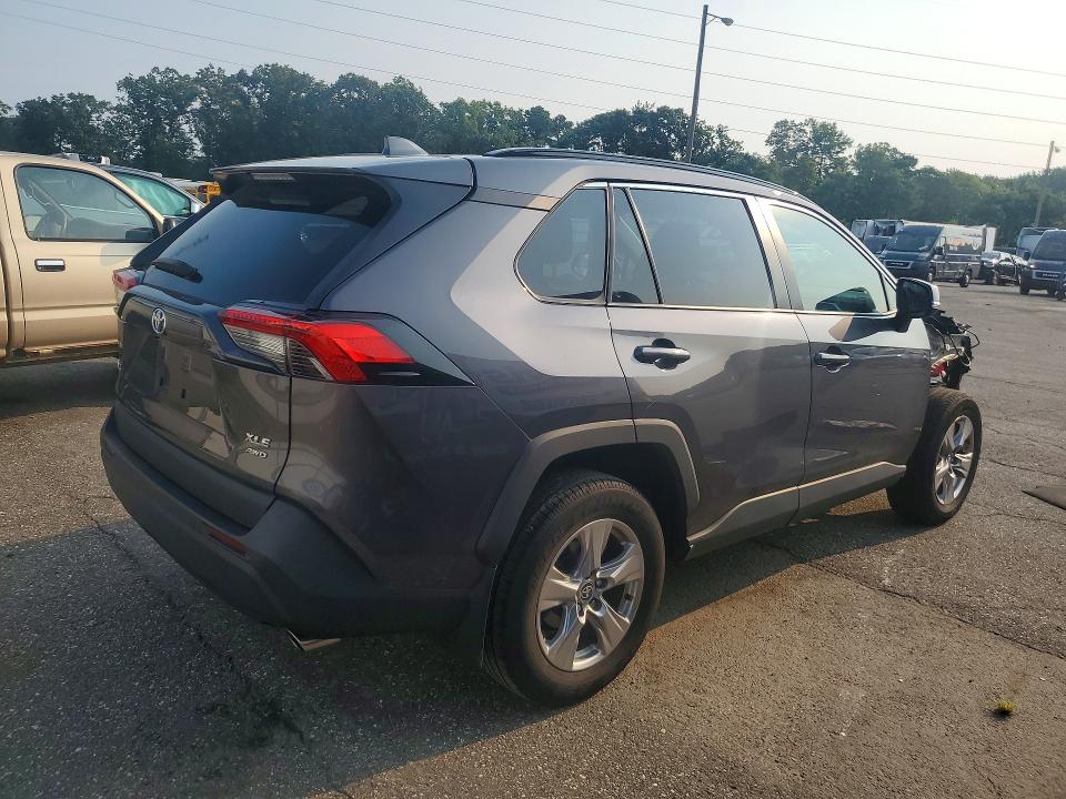 Photo 3 from auction – 2024 TOYOTA RAV4 with VIN 2T3P1RFV7RC425230