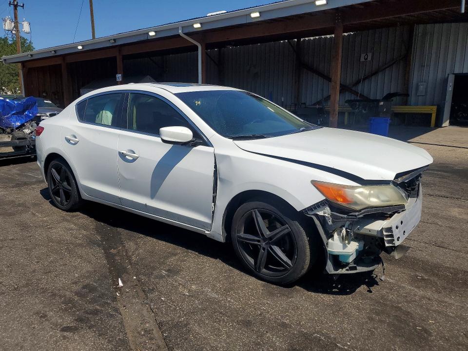 Снимка 4 от търг – 2013 ACURA ILX с VIN 19VDE1F77DE010141
