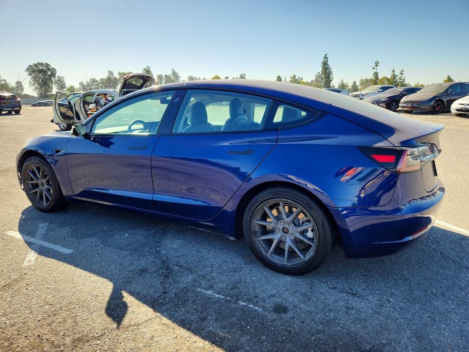 Photo 2 from auction – 2021 TESLA MODEL 3 with VIN 5YJ3E1EA5MF075242