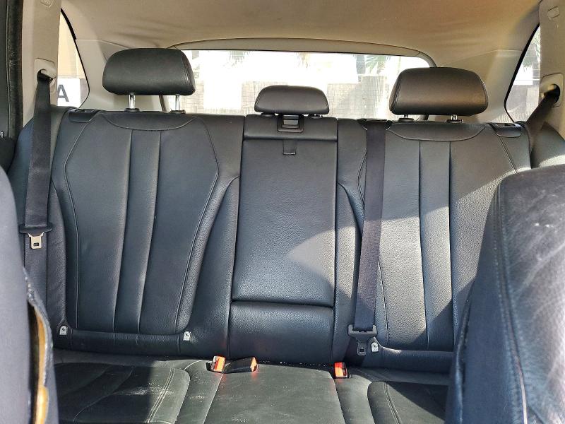 Photo 10 from auction – 2015 BMW X5 with VIN 5UXKR0C57F0K55404