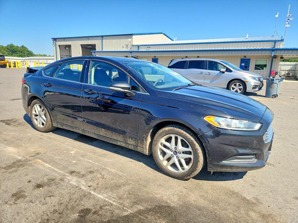 Photo 4 from auction – 2014 FORD FUSION with VIN 3FA6P0HD0ER172460