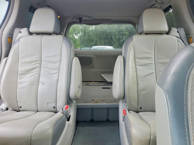 Photo 10 from auction – 2012 TOYOTA SIENNA with VIN 5TDYK3DC7CS259265