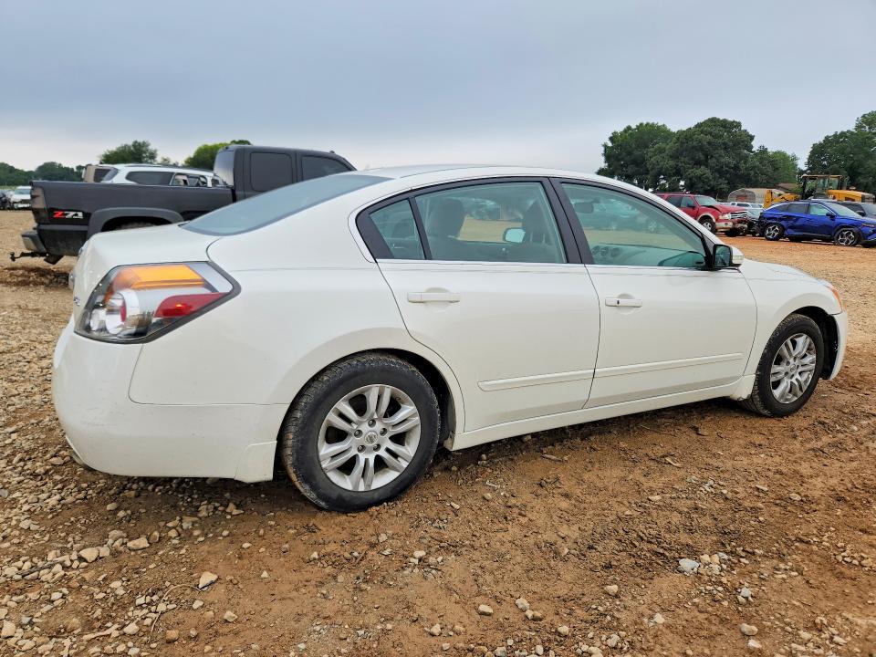 Photo 3 from auction – 2011 NISSAN ALTIMA with VIN 1N4AL2AP4BN400450