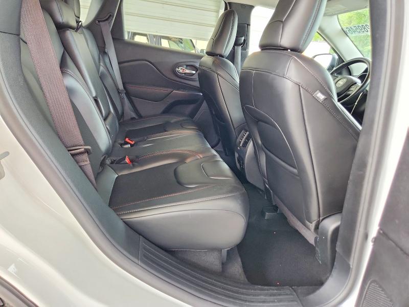 Снимка 11 от търг – 2020 JEEP CHEROKEE с VIN 1C4PJMBX3LD562338