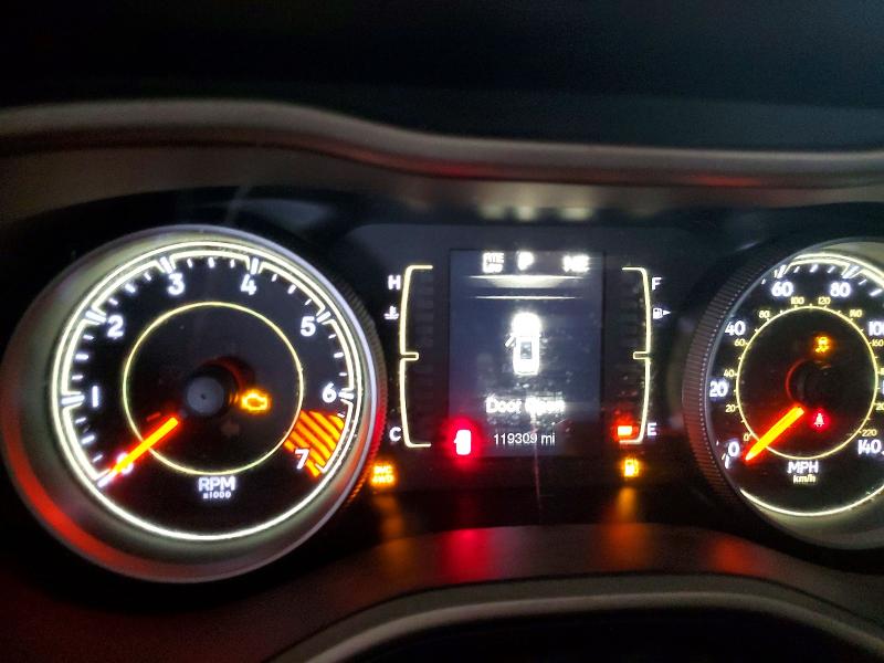 Photo 9 from auction – 2015 JEEP CHEROKEE with VIN 1C4PJMCBXFW619498