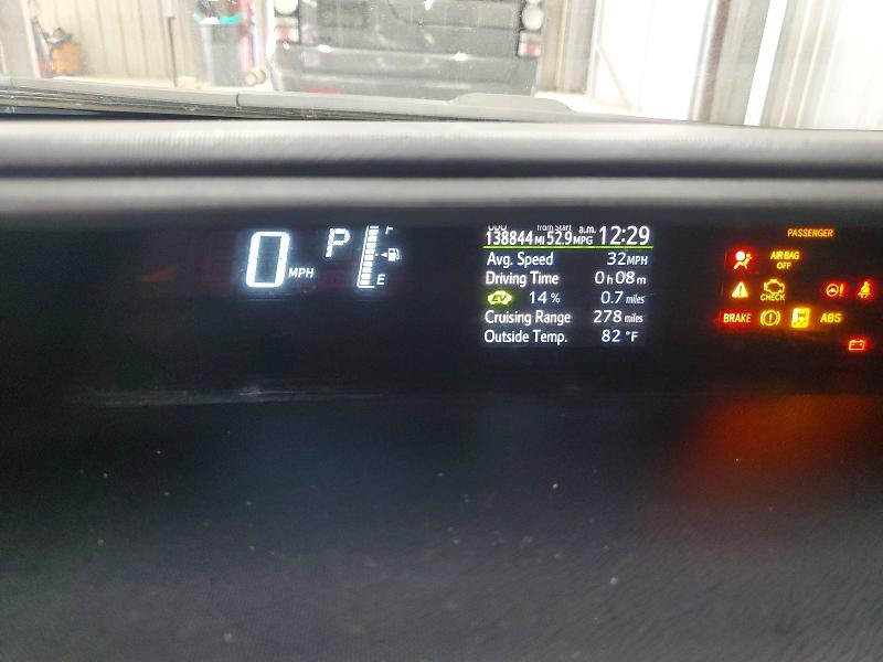 Photo 9 from auction – 2015 TOYOTA PRIUS C with VIN JTDKDTB39F1111767