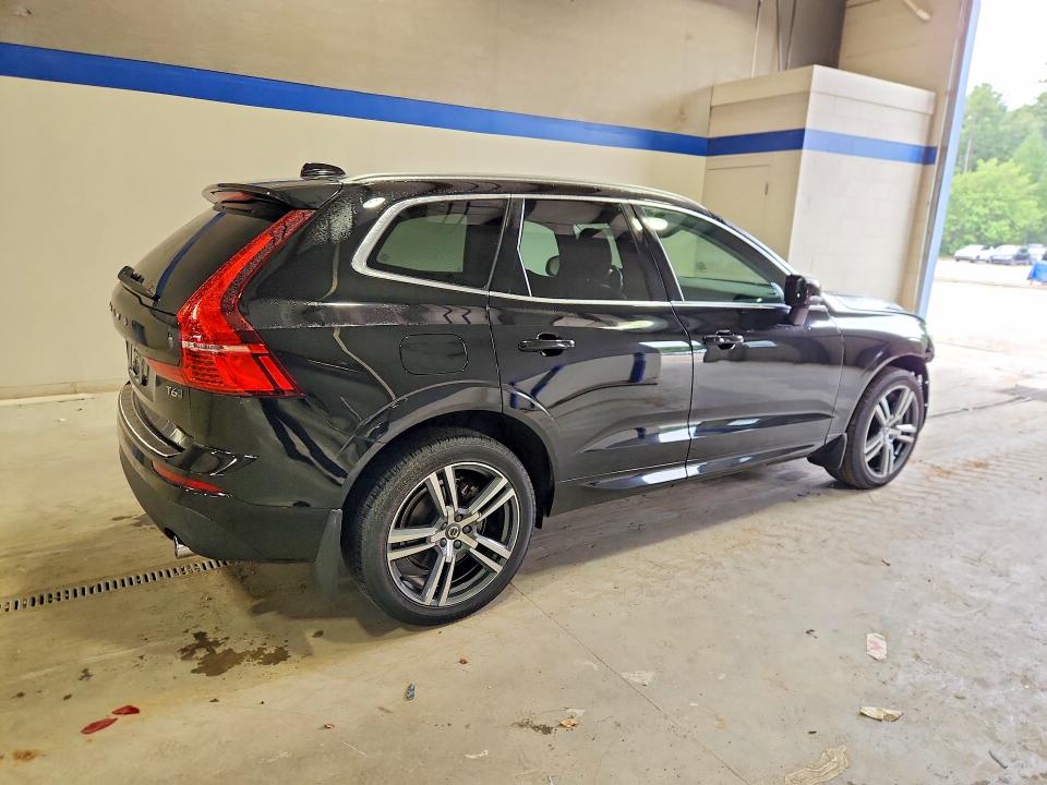 Photo 3 from auction – 2021 VOLVO XC60 with VIN YV4A22RK0M1783610