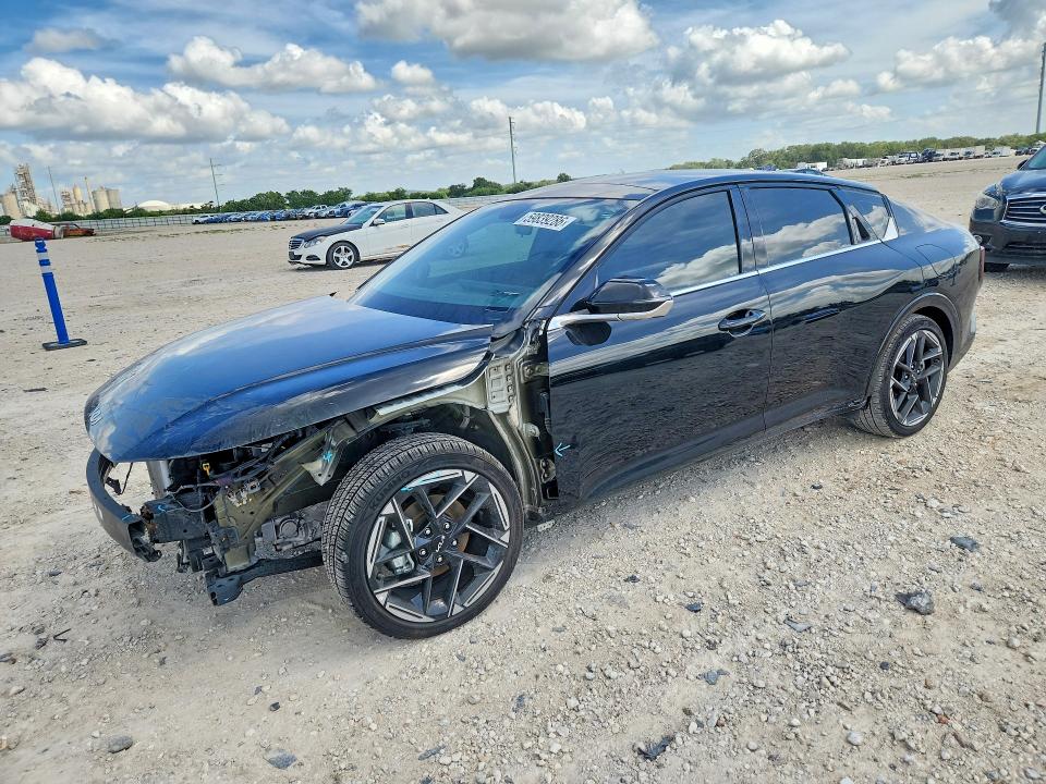 KIA K4 2025 with VIN 3KPFW4DE9SE191059 - Photo from auction