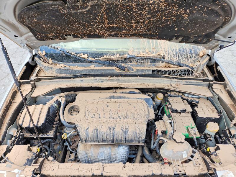 Photo 12 from auction – 2016 JEEP RENEGADE with VIN ZACCJBDT8GPD38227
